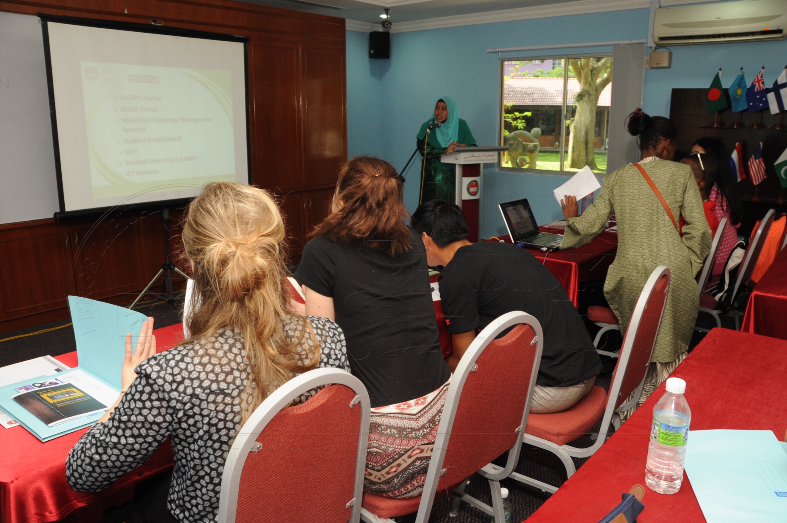 PRO16 17 antarabangsa HAS 0141